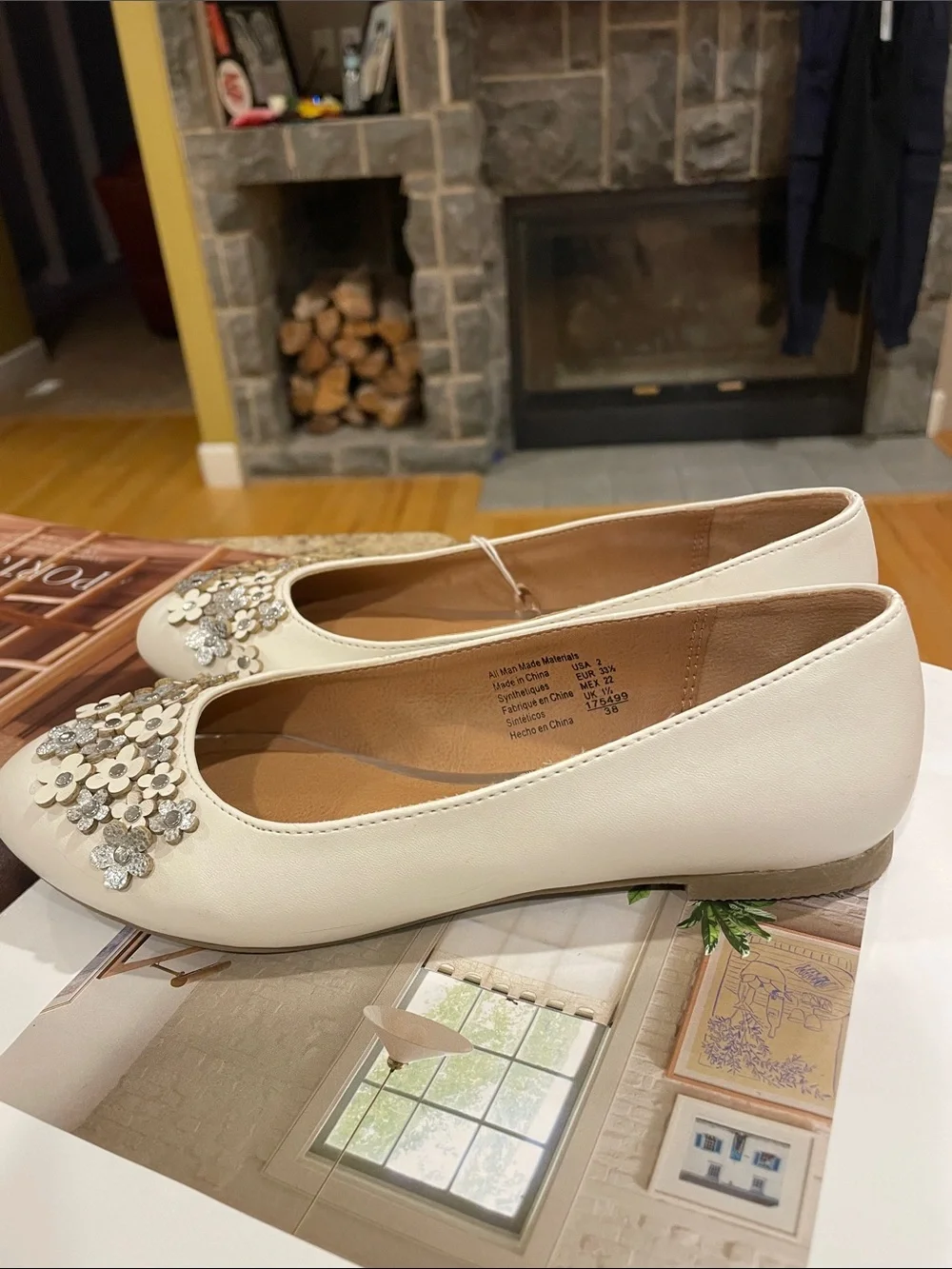 NWT American Eagle Girls Cream Floral Sequin Embellished Ballet Flats